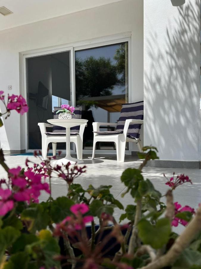 Cozy Beach House Περβόλια Εξωτερικό φωτογραφία